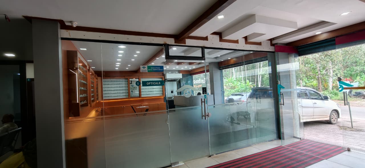 SIMONS EYE HOSPITAL, PERAMBRA - Photo 5