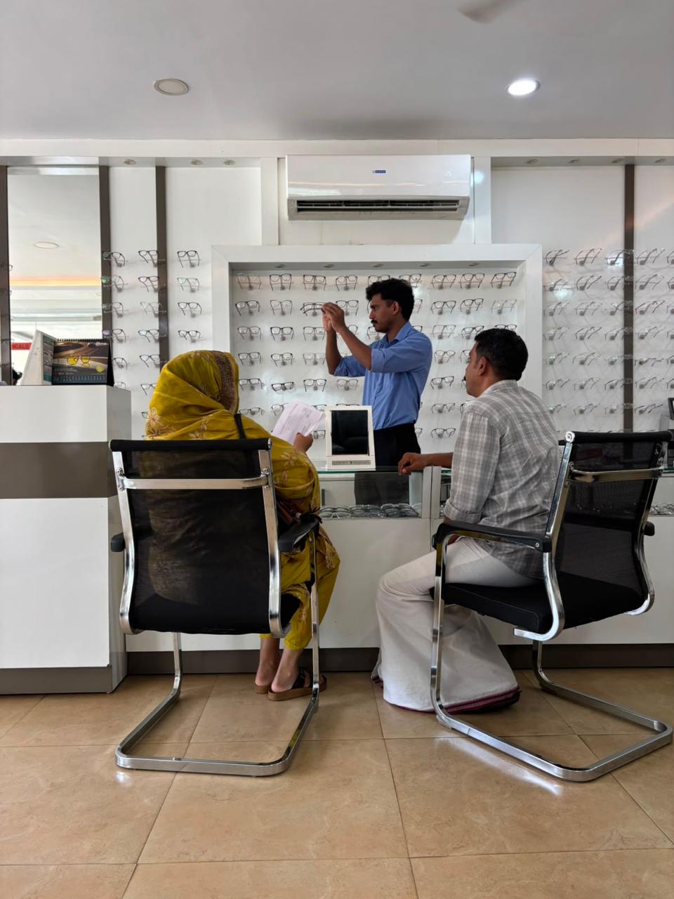 SIMONS EYE HOSPITAL, KUNNAMKULAM - Photo 4